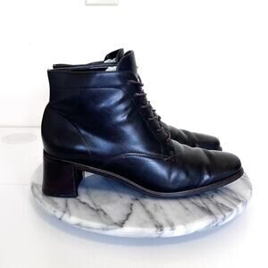 Vintage Y2K Rockport Womens Granny Boots Size 7.5M Brown Leather Grunge Witchy